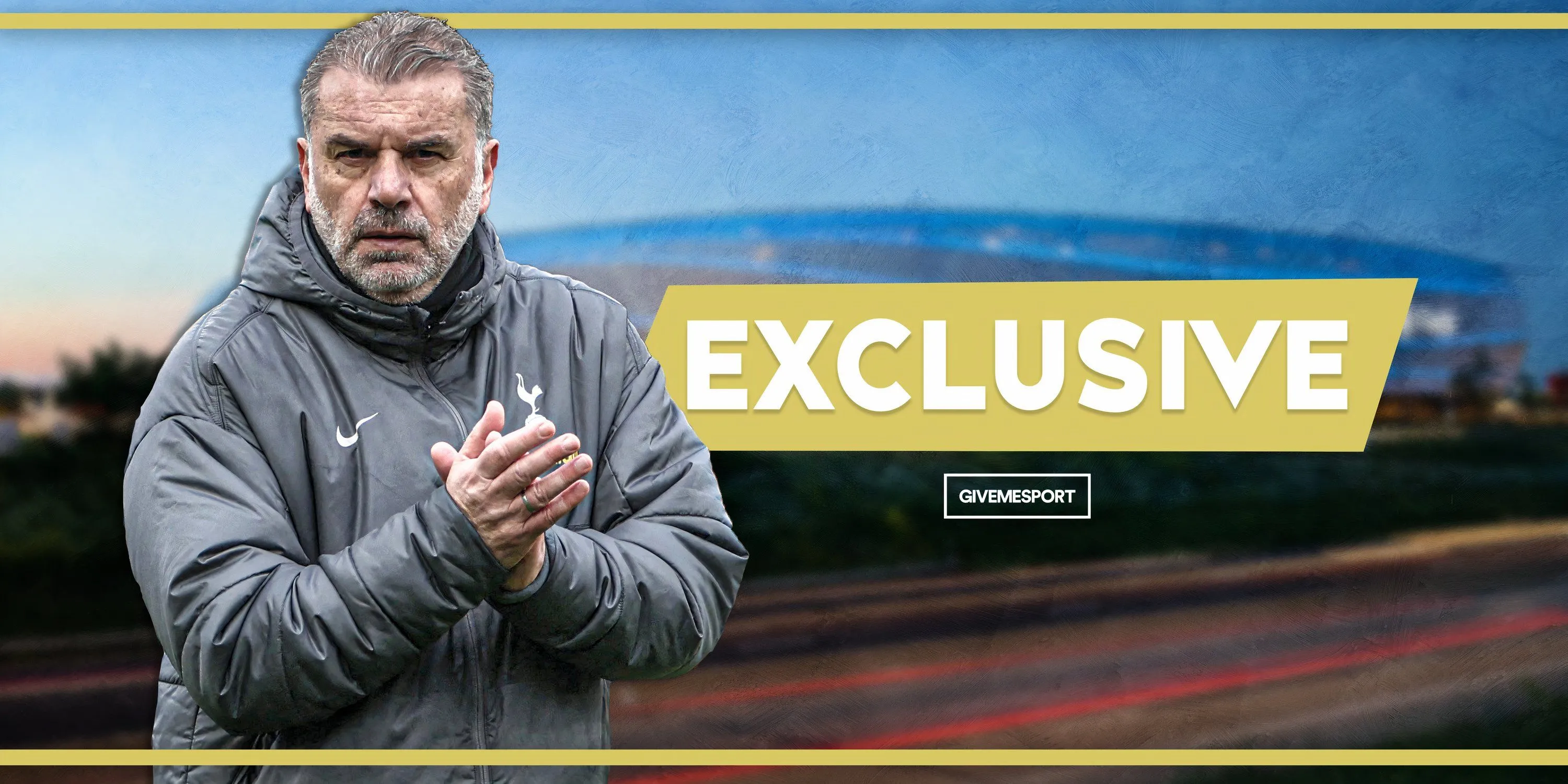 Huấn luyện viên trưởng Ange Postecoglou của Tottenham Hotspur đang chỉ đạo đội bóng
