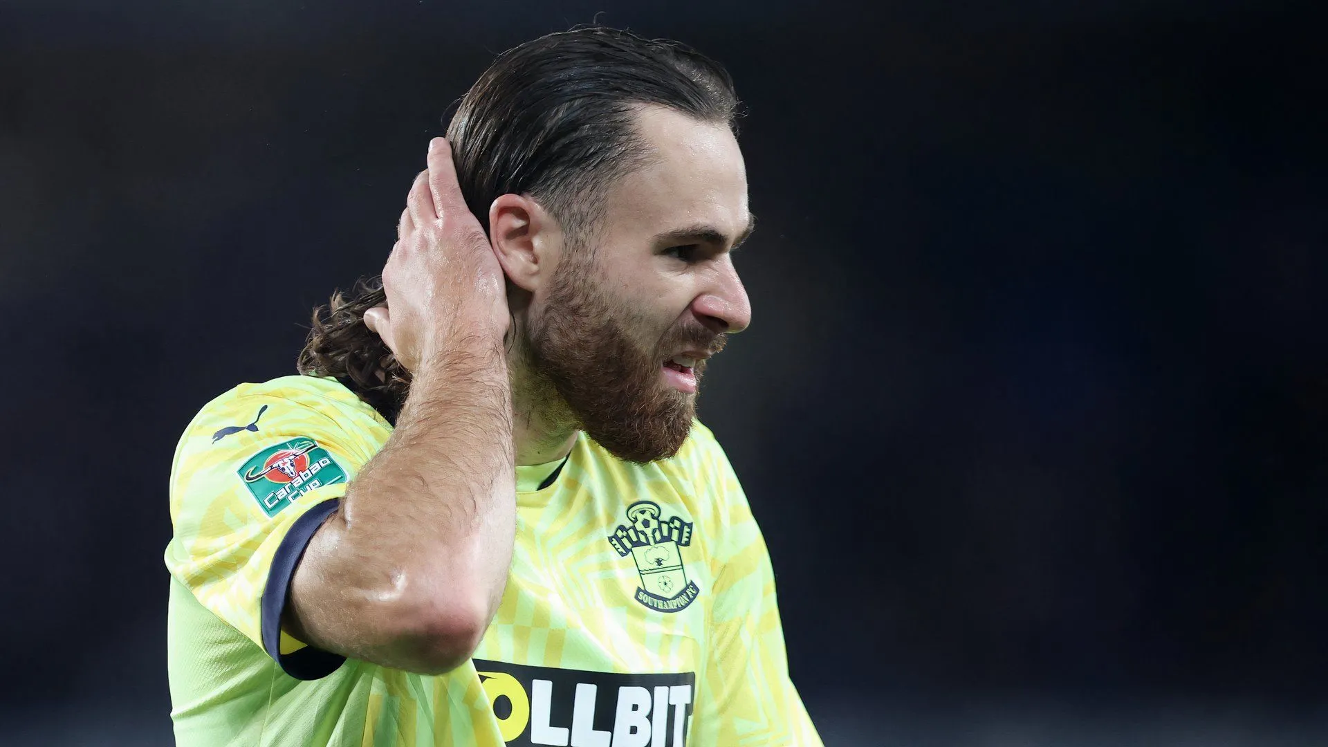 Ben Brereton Diaz trong màu áo Southampton, biểu tượng cho những dấu hỏi về hiệu quả ghi bàn của hàng công đội bóng.