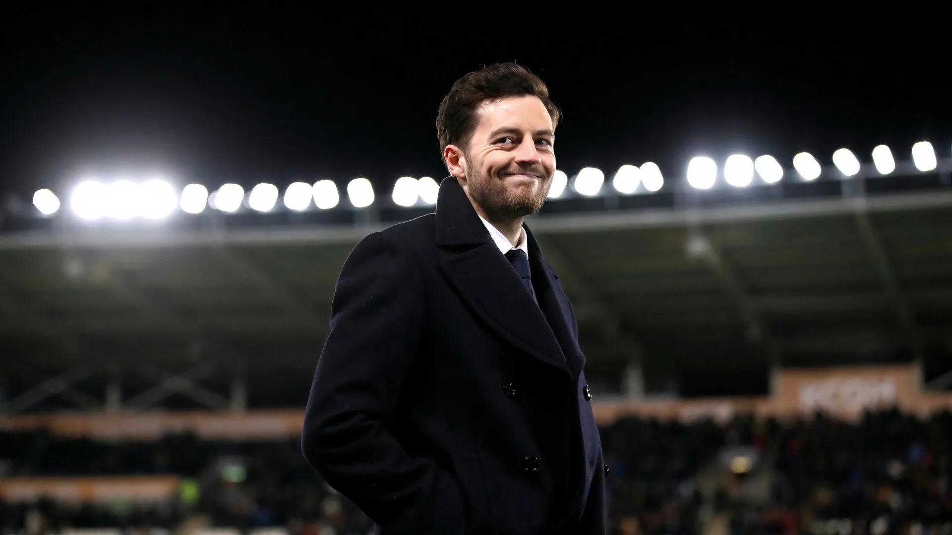 Ryan Mason tại sân vận động MKM, nơi anh đang tìm cách hòa nhập các tân binh phòng ngự như George Campbell vào West Brom.