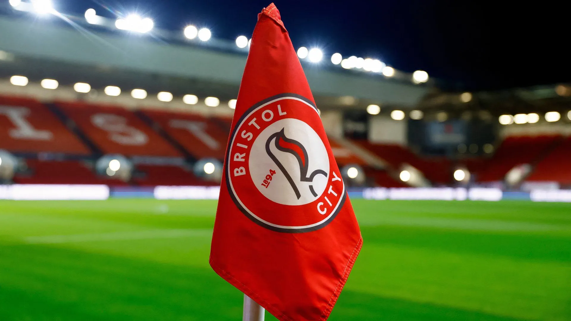 Sân vận động Ashton Gate, sân nhà của Bristol City, nơi huyền thoại John Cleese thường xuyên theo dõi