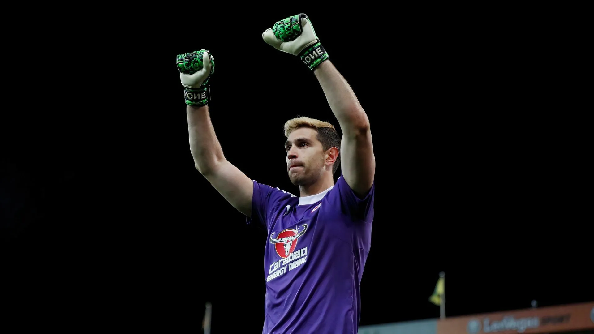 Thủ thành Emiliano Martinez trong khoảng thời gian khoác áo Reading tại Championship