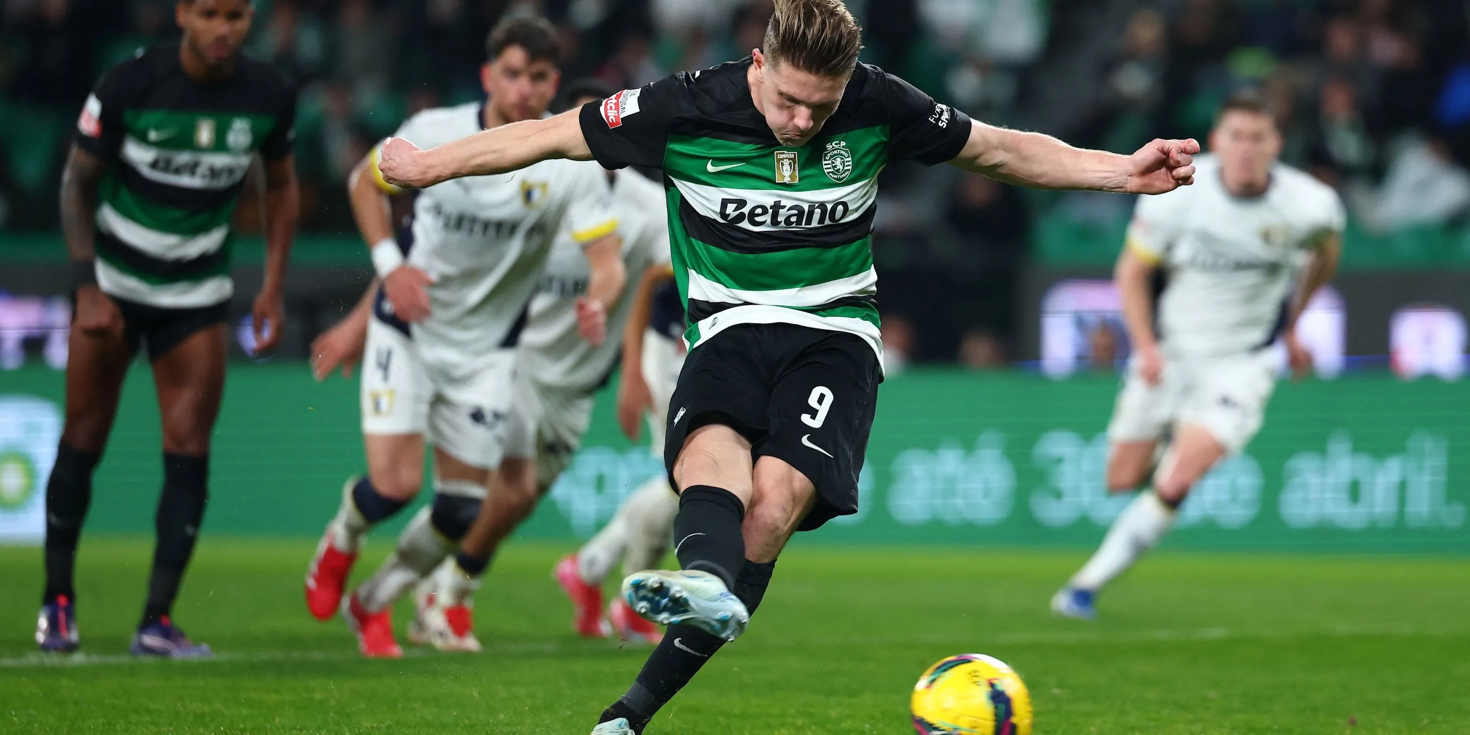 Tiền đạo Viktor Gyokeres của Sporting CP