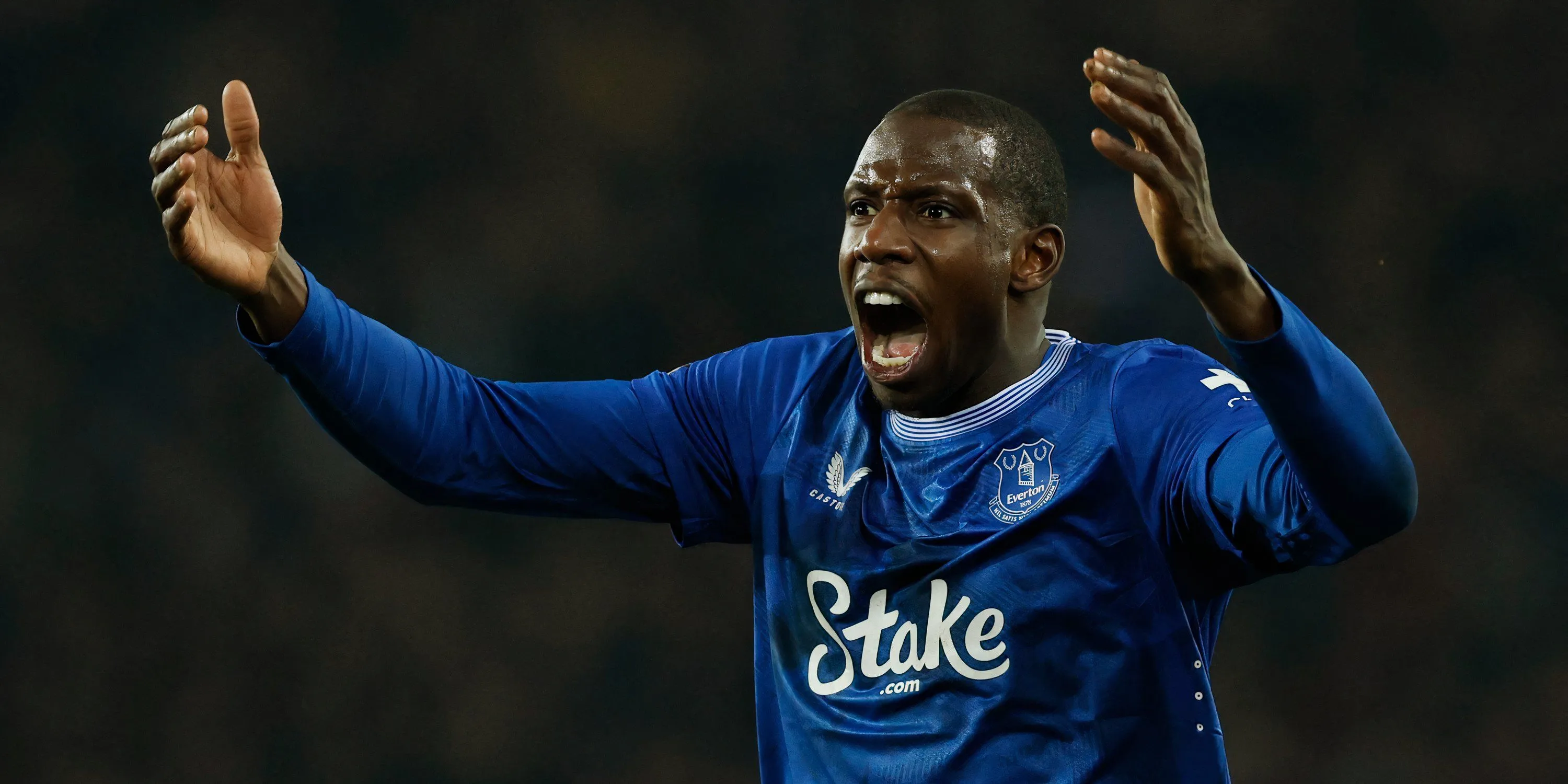 Tiền vệ Abdoulaye Doucoure của Everton trong trận đấu