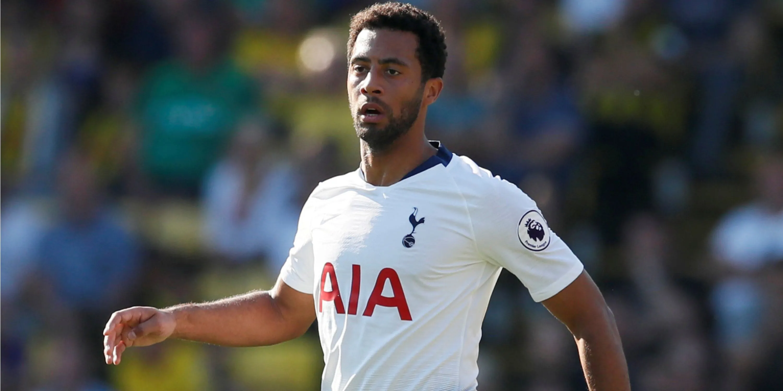Cựu tiền vệ huyền thoại Mousa Dembele của Tottenham