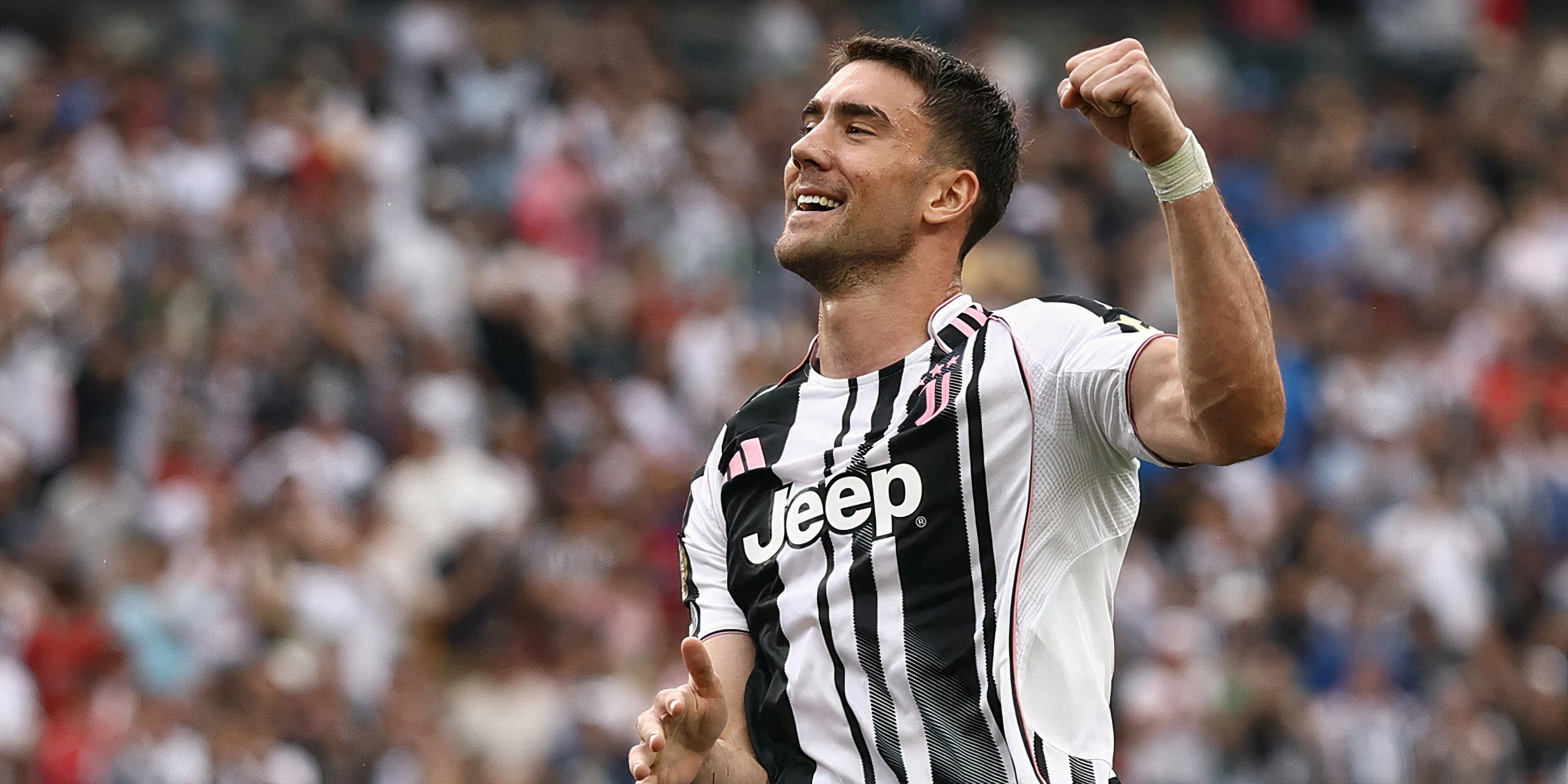 Tiền đạo Dusan Vlahović trong màu áo Juventus, cầu thủ người Serbia đang là mục tiêu chuyển nhượng hàng đầu của Liverpool