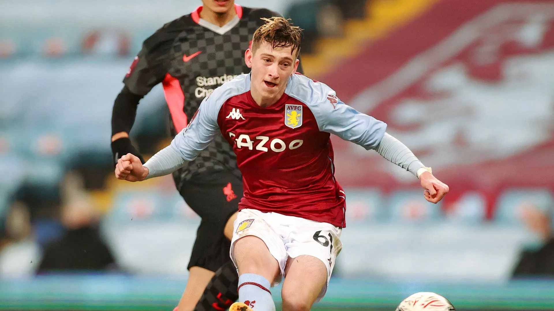 Louie Barry trong trang phục Aston Villa